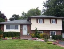 Pre-foreclosure Listing in JAMAICA AVE PLAINVIEW, NY 11803