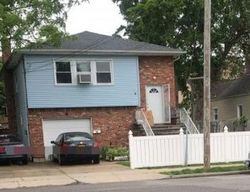 Pre-foreclosure Listing in WILLIAM ST ROOSEVELT, NY 11575