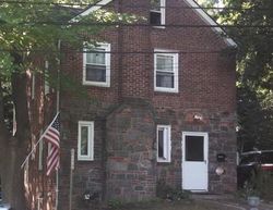Pre-foreclosure Listing in HIGH ST MANHASSET, NY 11030