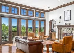  Walnut Grove Ln, Asheville NC