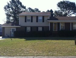Pre-foreclosure in  FLOYD DR Hope Mills, NC 28348