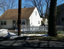 Pre-foreclosure Listing in SHALER BLVD RIDGEFIELD, NJ 07657