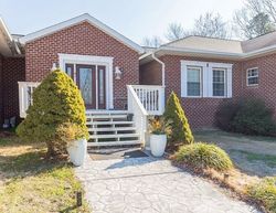 Pre-Foreclosure - Hunting Creek Rd - Huntingtown, MD