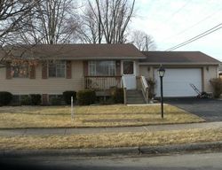 Pre-foreclosure Listing in EDWARDS RD CIRCLEVILLE, OH 43113