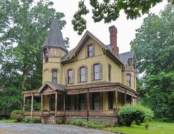 Pre-foreclosure in  ROCKVIEW TER Plainfield, NJ 07060