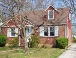 Pre-foreclosure in  TAFT ST Wantagh, NY 11793