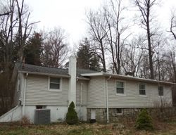 Pre-foreclosure Listing in KEWAUNEE RD HIGHLAND LAKES, NJ 07422
