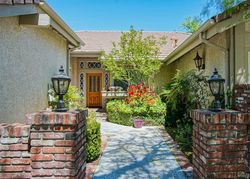 Pre-foreclosure Listing in PARK VIEW RD VALENCIA, CA 91355