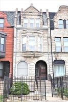 Pre-foreclosure in  S BERKELEY AVE Chicago, IL 60653
