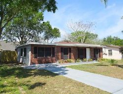 Pre-foreclosure in  TUPELO DR Tampa, FL 33637