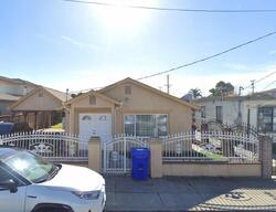 Pre-foreclosure in  CALIFORNIA AVE San Pablo, CA 94806