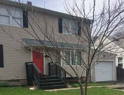 Pre-foreclosure in  HUNT DR Fayetteville, NY 13066