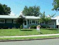 Pre-foreclosure in  HAZELWOOD RD Toms River, NJ 08753