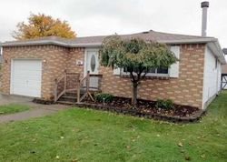 Pre-foreclosure in  VERN LN Buffalo, NY 14227
