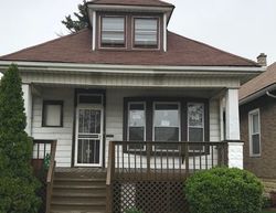 Pre-foreclosure in  W 72ND PL Chicago, IL 60636