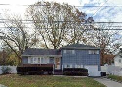 Pre-foreclosure Listing in LIBERTY AVE NORTH BABYLON, NY 11703