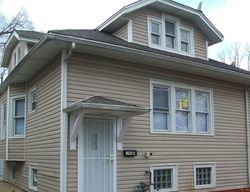 Pre-foreclosure Listing in S 6TH AVE MAYWOOD, IL 60153