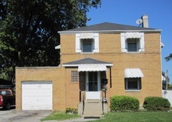 Pre-foreclosure in  FRANKLIN DR Melrose Park, IL 60164
