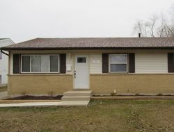 Pre-foreclosure in  IRVING PL University Park, IL 60484