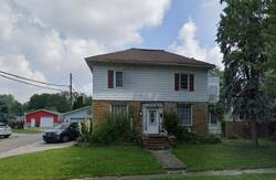 College Ave, Fostoria OH