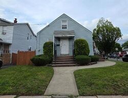 Pre-foreclosure in  BALDWIN AVE Linden, NJ 07036
