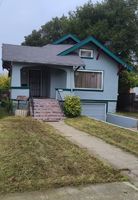 Pre-foreclosure in  LINCOLN AVE Alameda, CA 94501