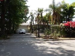  Cantaloupe Ave, Van Nuys CA
