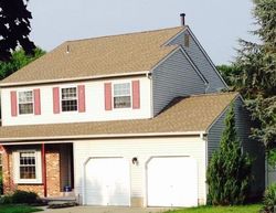 Pre-foreclosure Listing in RAYMOND DR SEWELL, NJ 08080