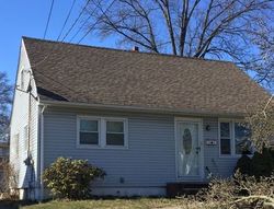 Pre-foreclosure Listing in HUTCHINSON ST CLARK, NJ 07066