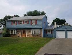 Pre-foreclosure in  CRESCENT RD Willingboro, NJ 08046