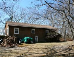 Pre-foreclosure Listing in SCUTTLE HOLE RD WATER MILL, NY 11976