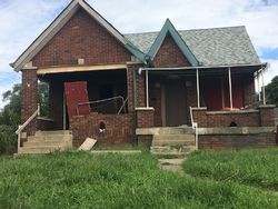 Pre-foreclosure Listing in E 10TH ST INDIANAPOLIS, IN 46201