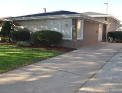 Pre-foreclosure in  E 91ST PL Chicago, IL 60617