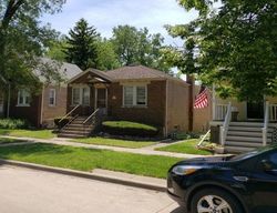 Pre-foreclosure Listing in SOUTHVIEW AVE BROOKFIELD, IL 60513