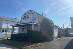 Pre-foreclosure in  BENEDICT AVE Valley Stream, NY 11580