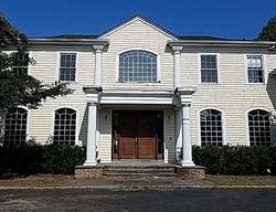 Pre-foreclosure in  WOODBURY RD Cold Spring Harbor, NY 11724