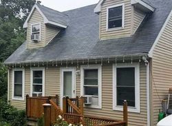 Pre-foreclosure in  FORDS LN Southampton, NY 11968