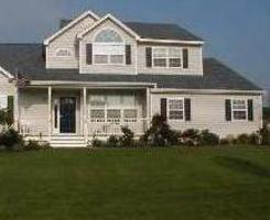 Pre-foreclosure in  DEER LN Manorville, NY 11949