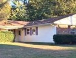 Pre-foreclosure in  MEDLEY LN Stony Brook, NY 11790
