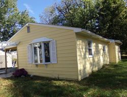 Pre-foreclosure in  S CLINTON AVE Maple Shade, NJ 08052