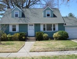 Pre-foreclosure in  CORNWALL LN Hempstead, NY 11550