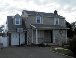 Pre-foreclosure in  PHIPPS AVE East Rockaway, NY 11518