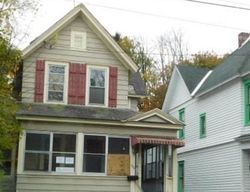 Pre-foreclosure in  1ST AVE Gloversville, NY 12078