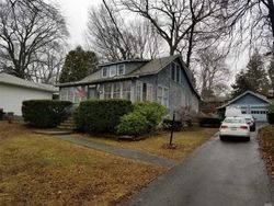 Pre-foreclosure in  SOUNDVIEW AVE East Northport, NY 11731
