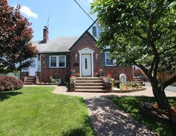Pre-foreclosure in  LAFAYETTE AVE Union, NJ 07083