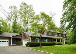 Pre-foreclosure Listing in JOHNSON CT EAST NORWICH, NY 11732