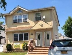 Pre-foreclosure in  148TH AVE Rosedale, NY 11422