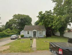 Pre-foreclosure in  WARREN ST Brentwood, NY 11717