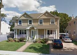 Pre-foreclosure in  3RD AVE Westbury, NY 11590