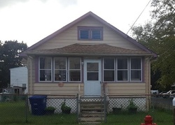 Pre-foreclosure in  CENTRAL AVE Burlington, NJ 08016